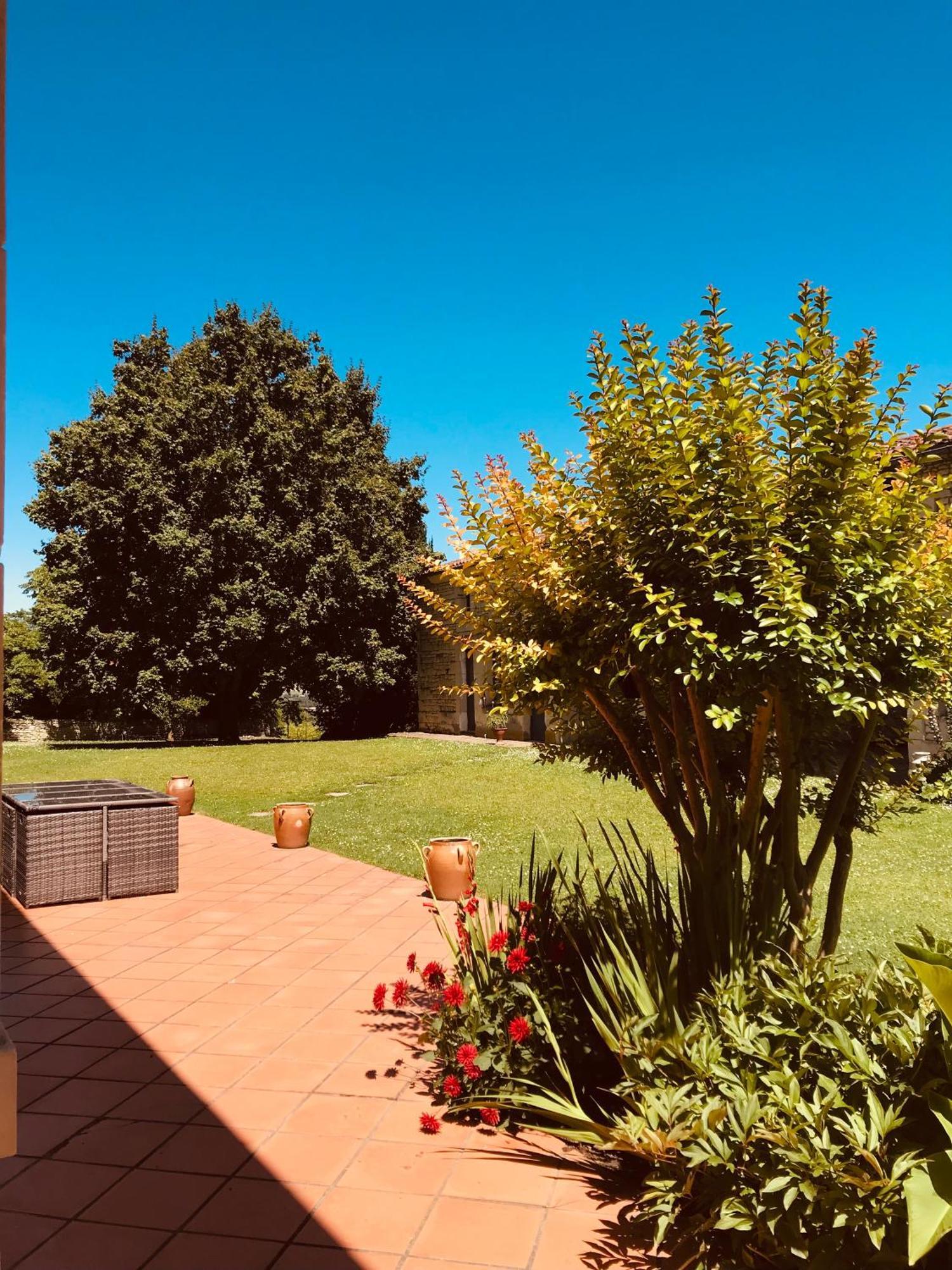 Gite Au Boom Coeur En Options Spa Et Repas Tourtenay Экстерьер фото